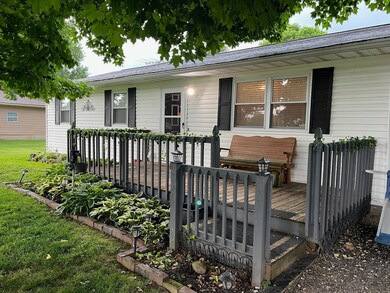 5560 Chestnut Hills Rd pic 3