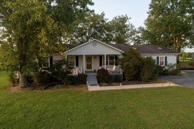 2910 Sims Rd, Shelbyville, TN 37160 - photo 3