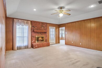 202 Lansdowne Terrace, Tyler, TX 75703 - photo 4