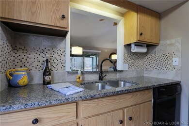 Stunning back splash.