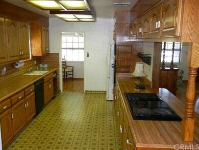 Updated Kitchen with Built-In Appliances