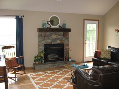 213 W Canyon Ct, Nixa, MO 65714 - photo 3