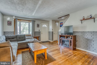 8602 Willow Oak Rd, Parkville, MD 21234 - photo 4