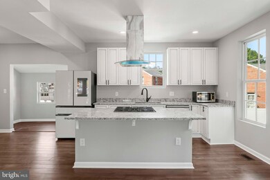 2814 Rhode Island Ave NE, Washington, DC 20018 - photo 5