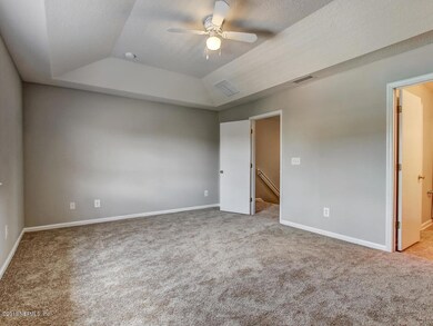 8869 Inlet Bluff Dr, Jacksonville, FL 32216 - photo 5