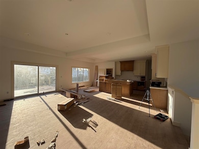 715 Cedar Bend Dr, Solon, IA 52333 - photo 5