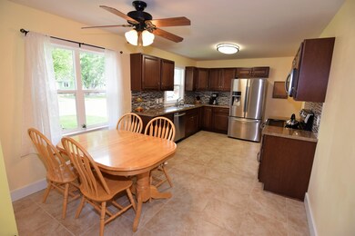 Kitchen Dinig
