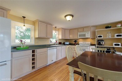 119 Sloop St, Jamestown, RI 02835 - photo 5