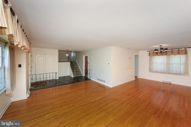 10 Glenn Cir, Glenside, PA 19038 - photo 7