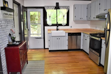 348 Valley Rd, Canadensis, PA 18325 - photo 2