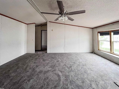 33181 Waterfall Ct, New Haven, MI 48048 - photo 7