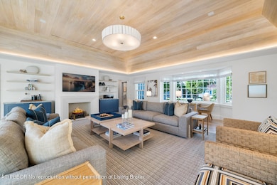 284 Monterey Rd, Palm Beach, FL 33480 - photo 3