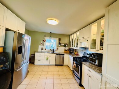 114 Netherwood Ave, Piscataway, NJ 08854 - photo 4