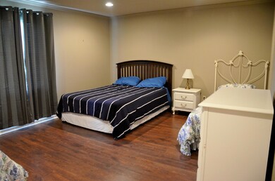 Upstairs bedroom 1