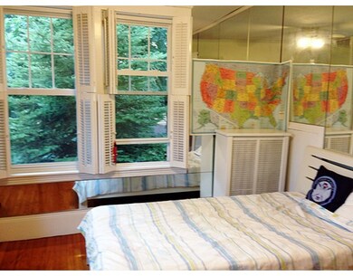 66 Verndale St unit 2, Brookline, MA 02446 - photo 7