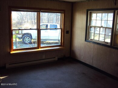 7127 East Rd, Three Oaks, MI 49128 - photo 6