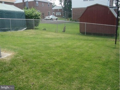 408 W Grays Ave, Glenolden, PA 19036 - photo 5