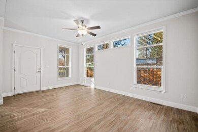 19950 Driftwood Ln unit 323, Bend, OR 97702 - photo 5