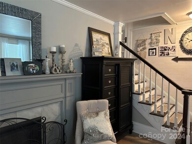 235 N Race St, Statesville, NC 28677 - photo 3