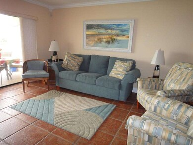 Windward East 105