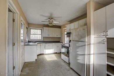 Monmouth Rd - MLS _ 8