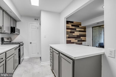 12311 Braxfield Ct unit 7, Rockville, MD 20852 - photo 5