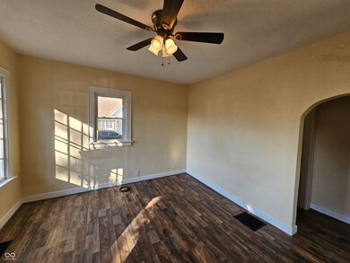 2024 N B St, Elwood, IN 46036 - photo 4