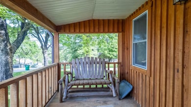 Home in town for sale thayer9