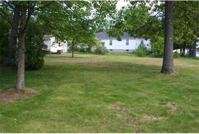 792 Britton St, Chicopee, MA 01020 - photo 6