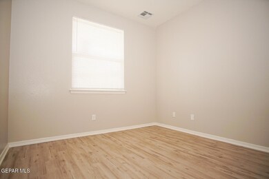 548 Sunset Valley Ave, Socorro, TX 79927 - photo 4