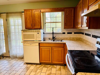 5CB4E39D-F055-4D24-B0E6-96EF30600681