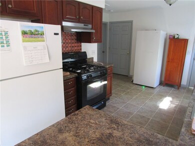 830 Lower River Rd, Lincoln, RI 02865 - photo 6