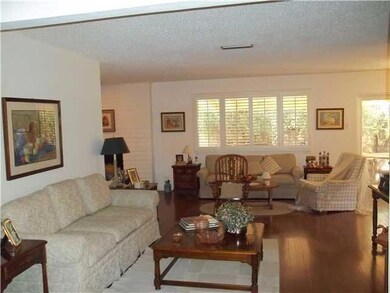 10660 Park View Cir, El Paso, TX 79935 - photo 3