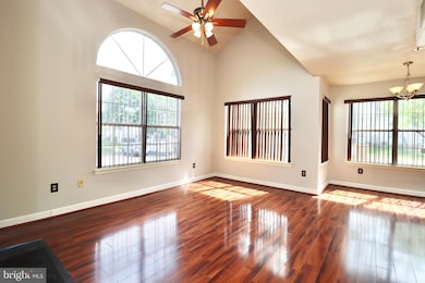 14016 Vista Dr unit 13A, Laurel, MD 20707 - photo 3