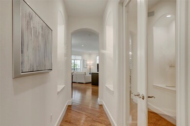Incredible entry into recently updated condo makes