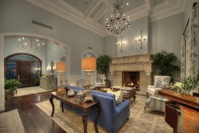 011_Foyer - Living Room