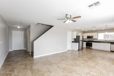 1429 S Crossbow Ct unit III, Chandler, AZ 85286 - photo 3