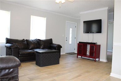 380 Weatherford Dr, King, NC 27021 - photo 3