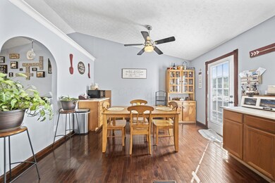 16-web-or-mls-A7400552