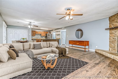 6925 Timbercroft Ln, Fayetteville, NC 28314 - photo 3