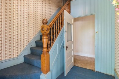 57 Myrtle Ave, Wakefield, MA 01880 - photo 4