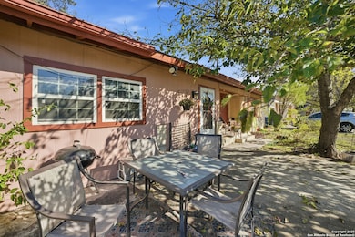 235 Meadow Ave, New Braunfels, TX 78130 - photo 5