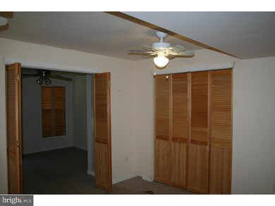 10 Yorktown Ct, Woodbury, NJ 08096 - photo 2