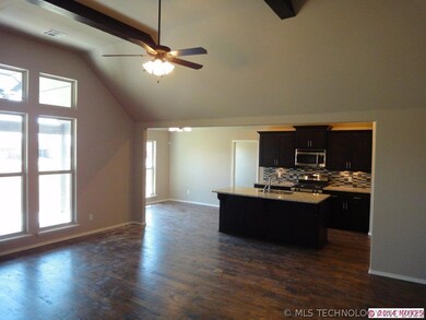 8115 S Hemlock Ave, Broken Arrow, OK 74011 - photo 6