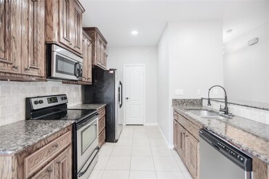 13165 Snow Ln unit 1, Willis, TX 77318 - photo 7