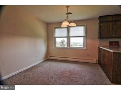 1722 County Line Rd, Bechtelsville, PA 19505 - photo 5