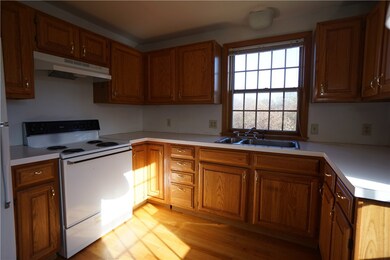 666 W Main Rd, Little Compton, RI 02837 - photo 5