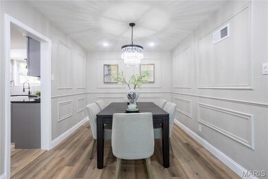 7525 Dajoby Ln, Saint Louis, MO 63130 - photo 6