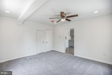 128 W Broad St unit 2, Paulsboro, NJ 08066 - photo 6