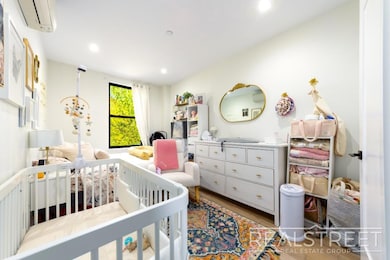 645 Knickerbocker Ave unit 3, Brooklyn, NY 11221 - photo 5